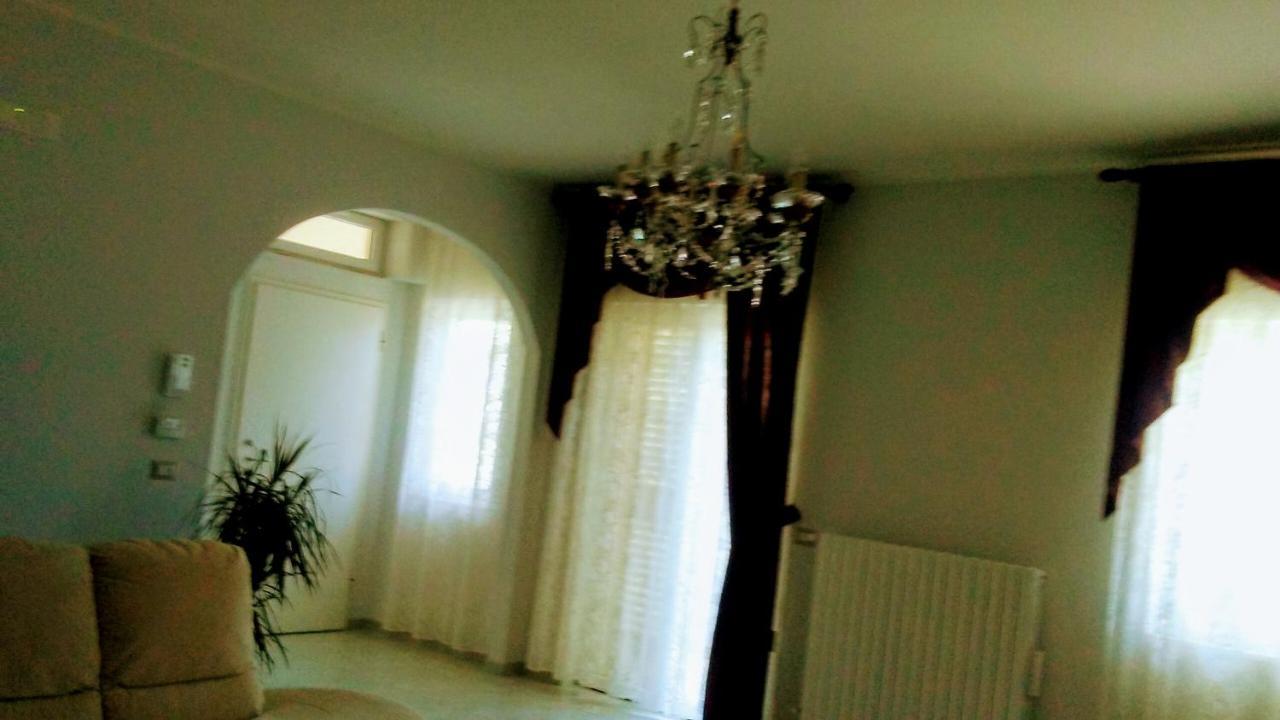 Hotel Casa Di Tina à Castellana Grotte Extérieur photo